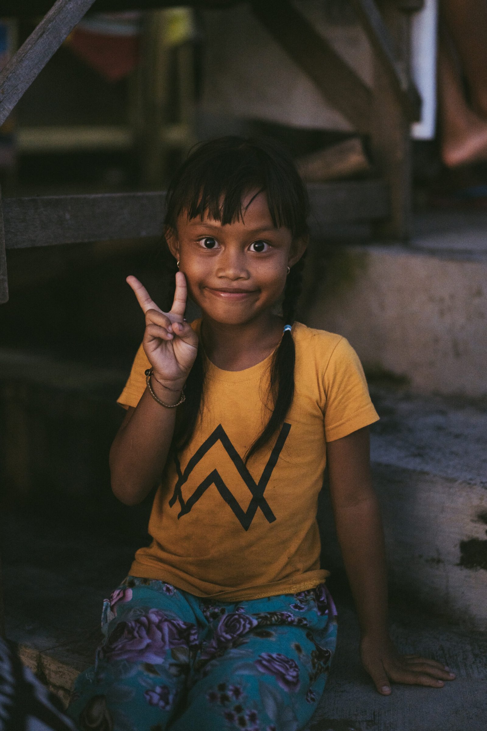 indonesian-girl-closeup-portrait